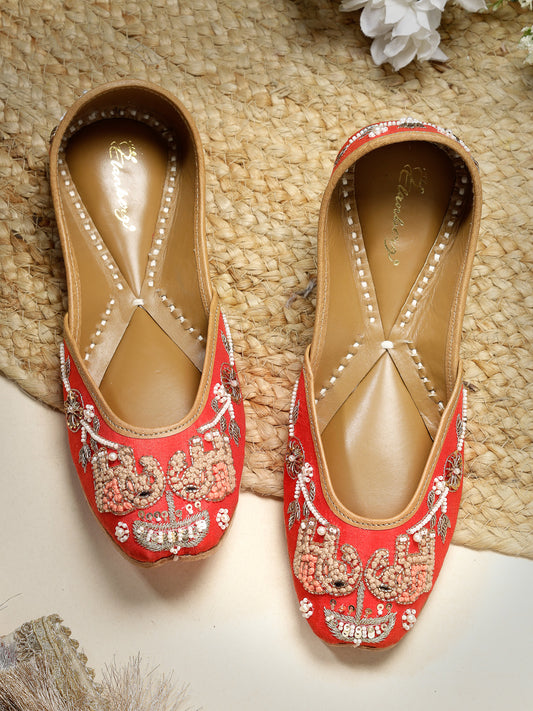 ELANBERG Red Ethnic Slip-On Mojaris